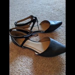 Gap black flats